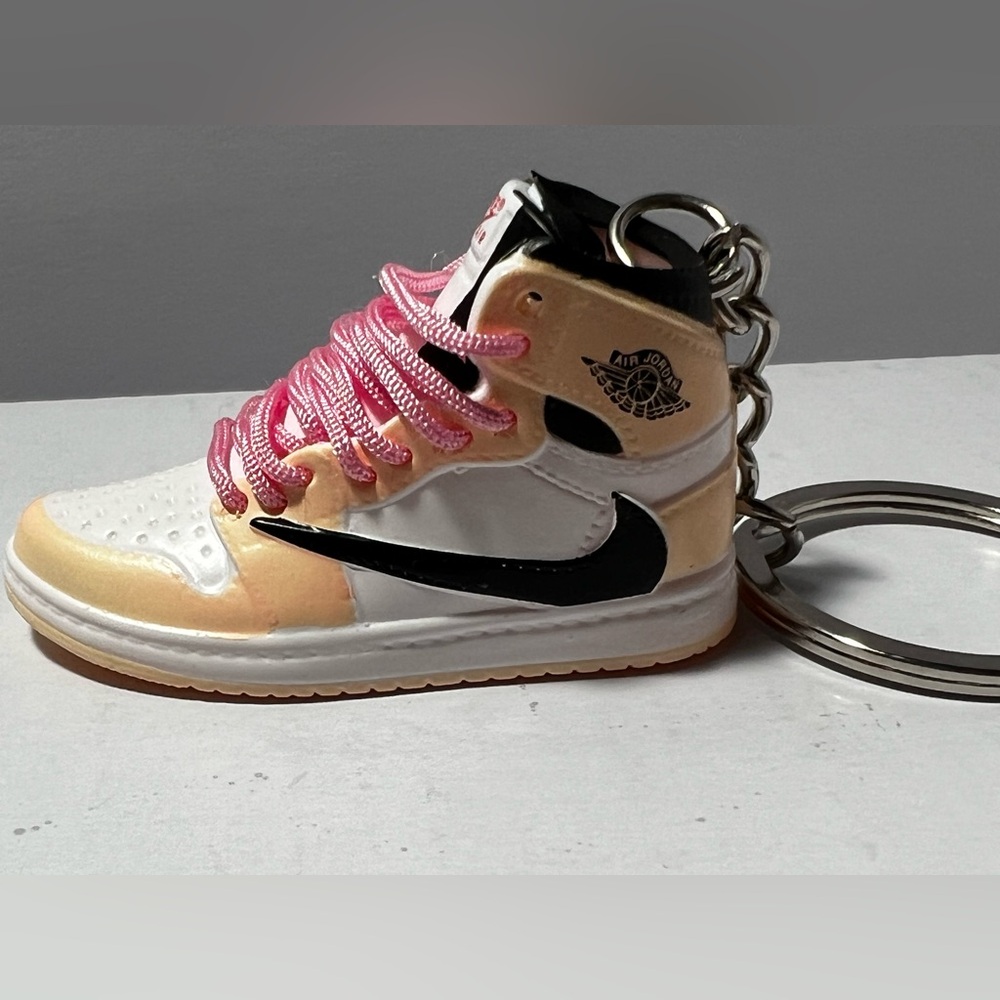 3D Mini Sneaker Keychain Pink Laces Black Swoosh‎ novelty trinkets